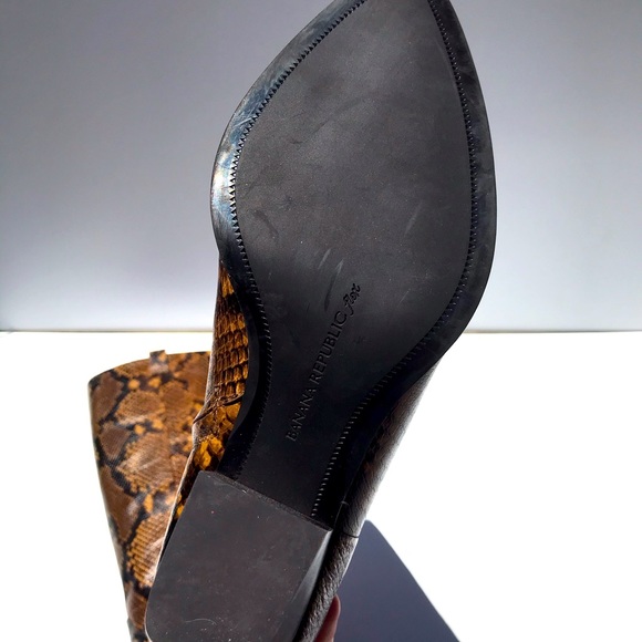 Banana Republic 6 NWOT snakeskin Women’s Boots - Picture 7 of 10